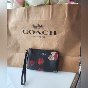 Coach Floral Wristlet Wallet Corner Zip Flowers Black Red Pouch Bag F55824